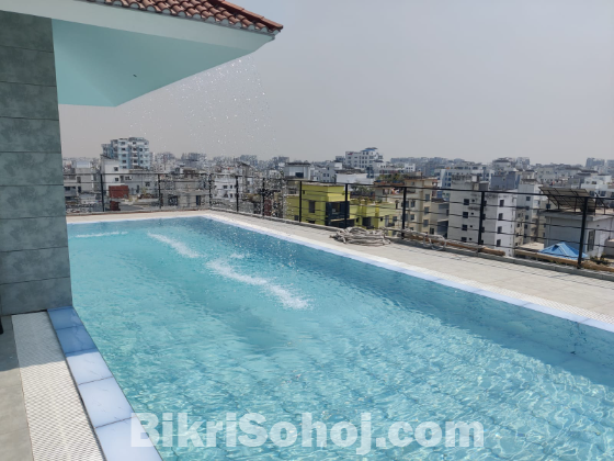 Luxurious 2-Room Studio Apartment Rent in Bashundhara R/A